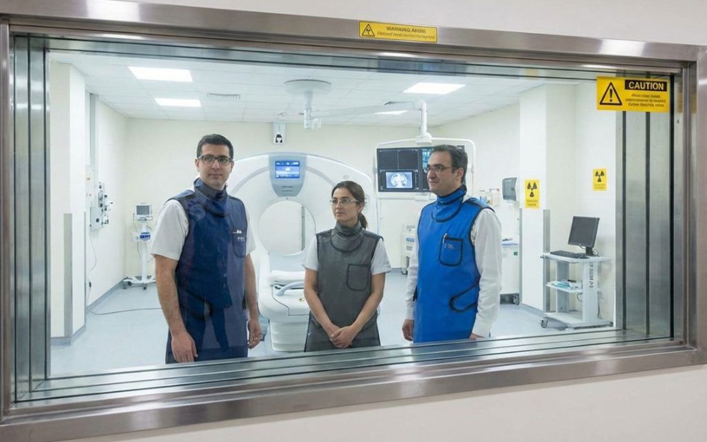 شیشه سربی چیست و چه کاربردی دارد ؟